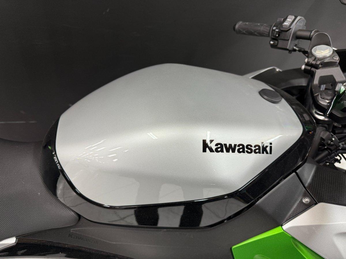 2024 KAWASAKI NINJA e-1 ROAD