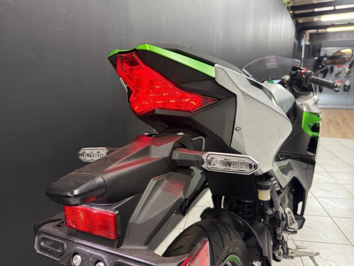 2024 KAWASAKI NINJA e-1 ROAD