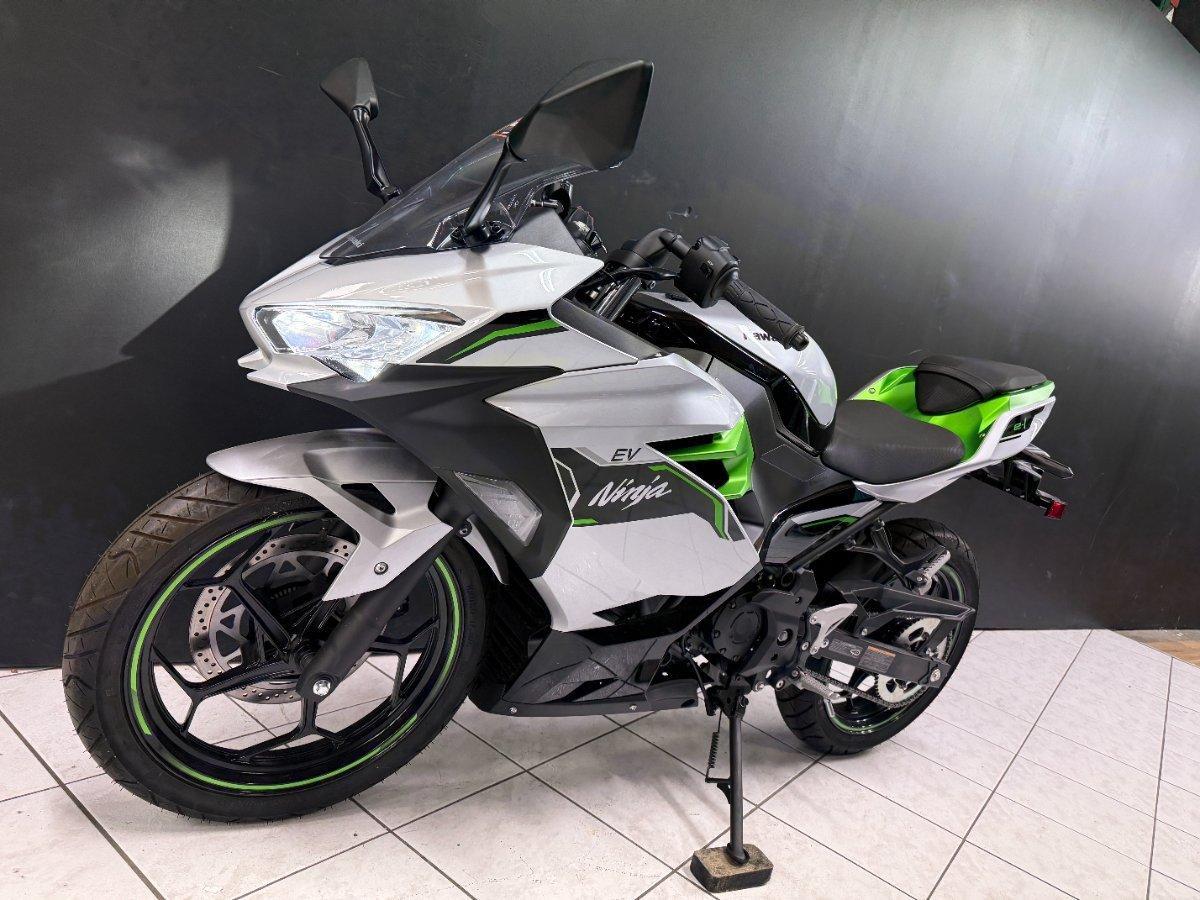 2024 KAWASAKI NINJA e-1 ROAD