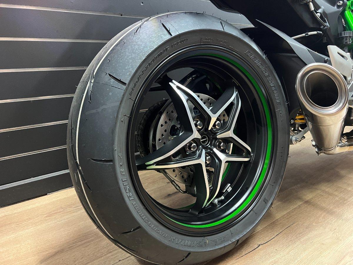 2025 KAWASAKI NINJA H2 SPORTS