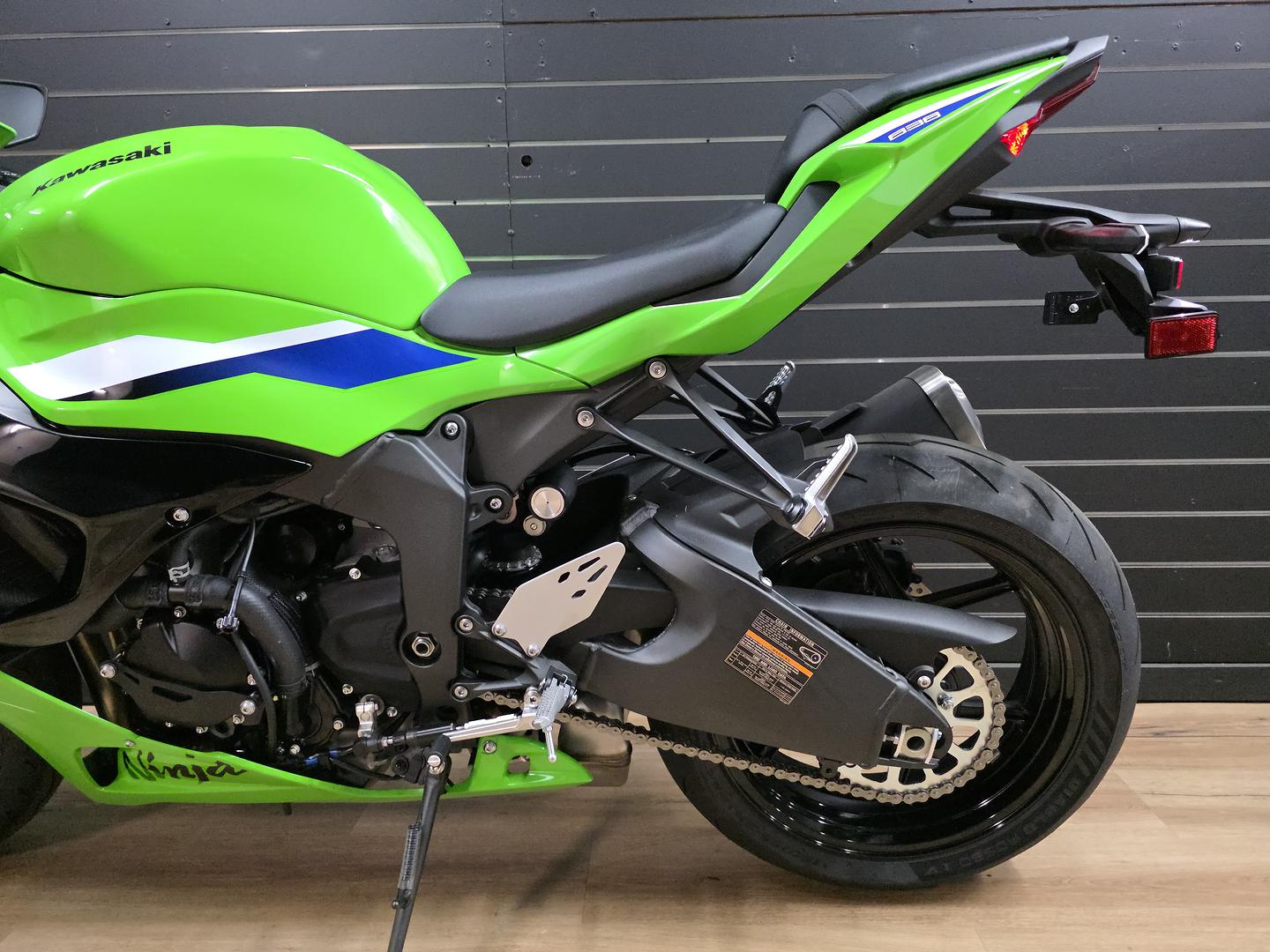 2026 KAWASAKI NINJA ZX-6R (636) SPORTS