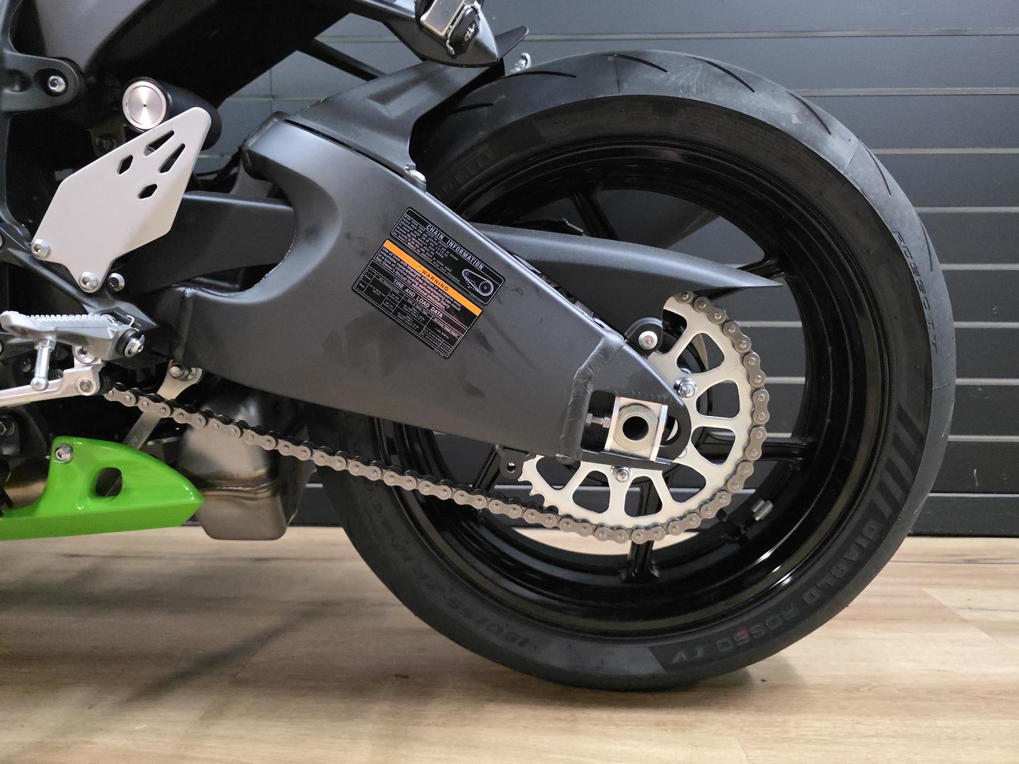 2026 KAWASAKI NINJA ZX-6R (636) SPORTS