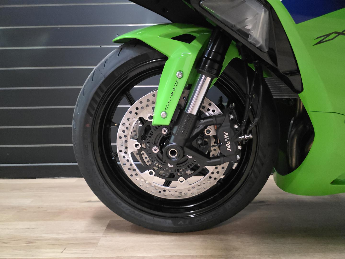 2026 KAWASAKI NINJA ZX-6R (636) SPORTS