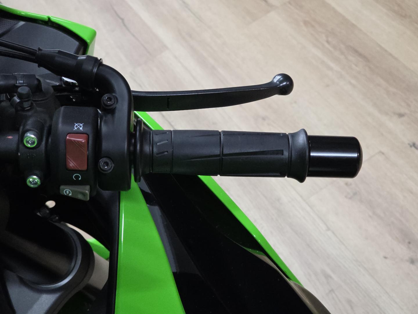2026 KAWASAKI NINJA ZX-6R (636) SPORTS