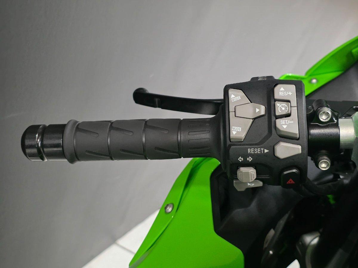 2021 KAWASAKI NINJA ZX-10RR SPORTS