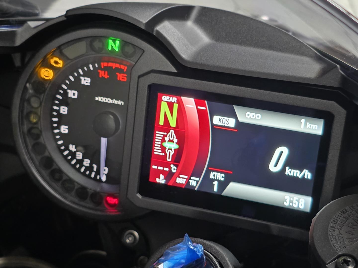 2025 KAWASAKI NINJA H2 SPORTS