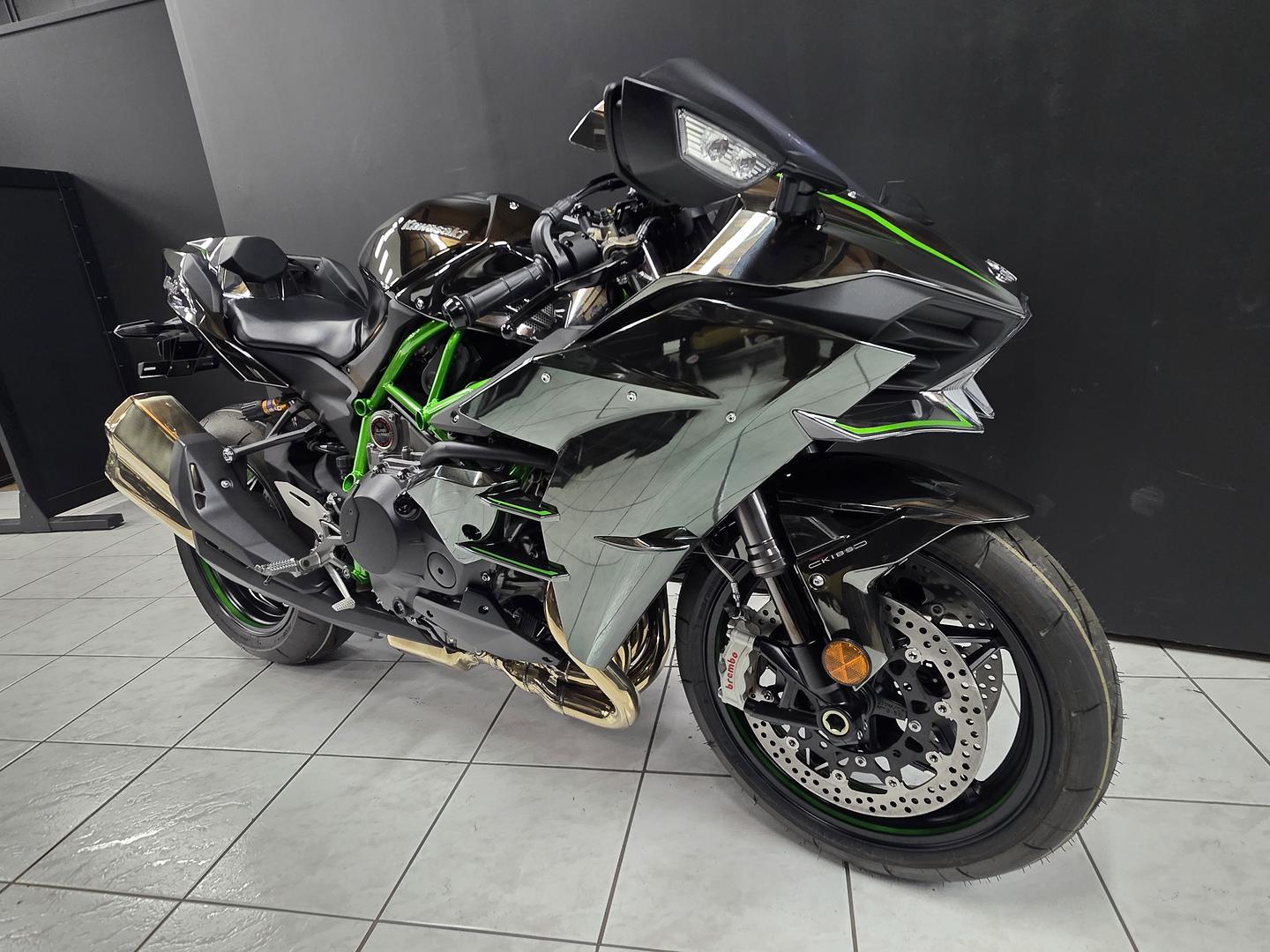 2025 KAWASAKI NINJA H2 SPORTS