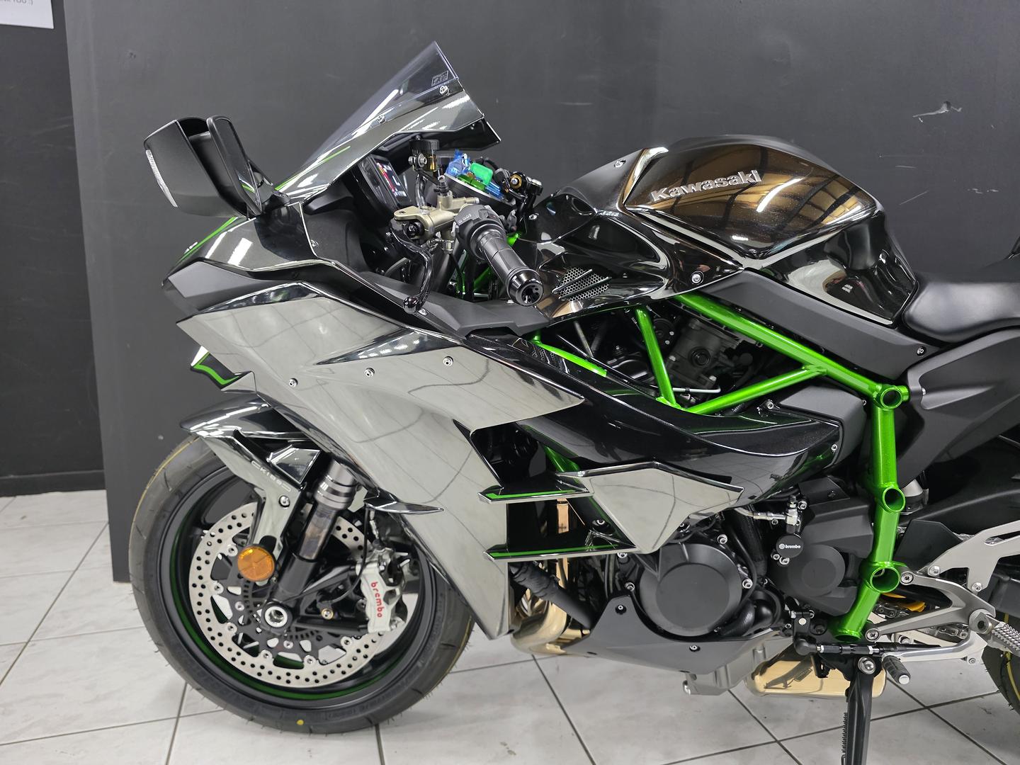 2025 KAWASAKI NINJA H2 SPORTS