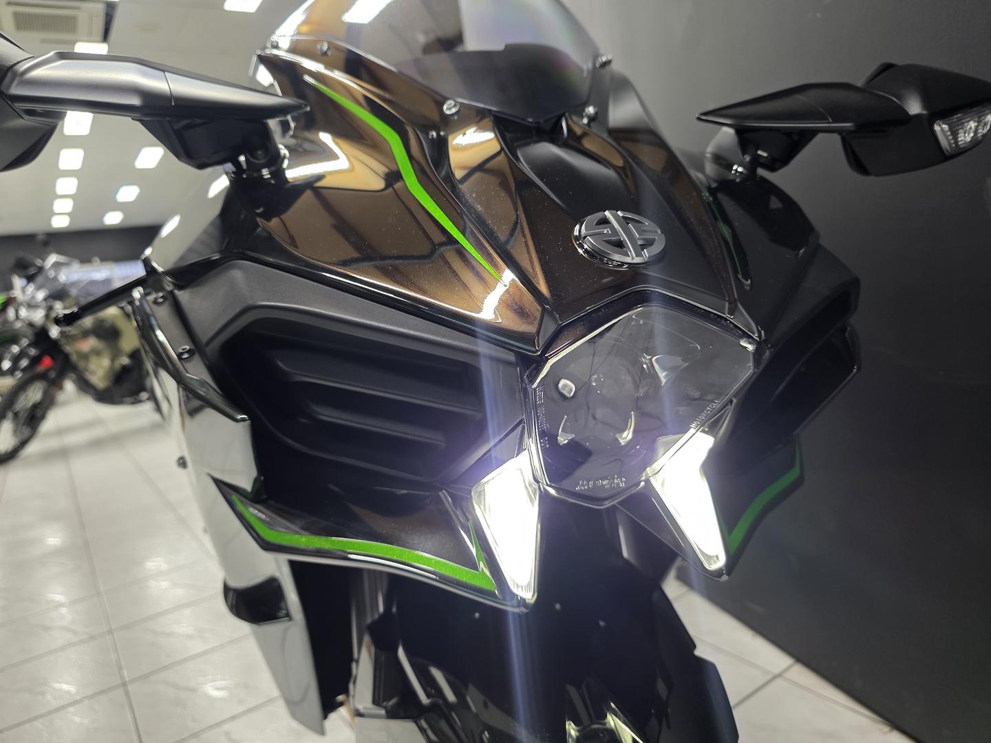2025 KAWASAKI NINJA H2 SPORTS