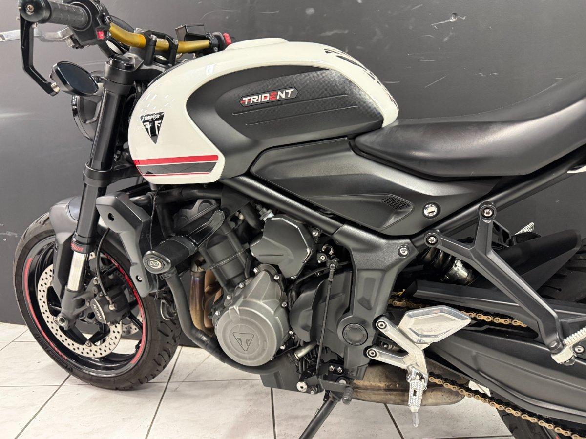 2022 TRIUMPH TRIDENT TRIDENT 660 MANUAL
