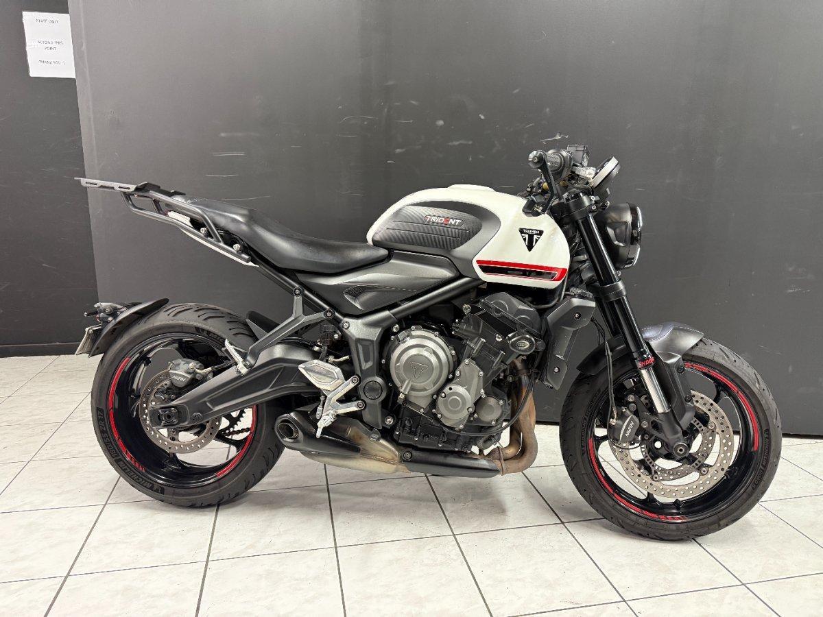 2022 TRIUMPH TRIDENT TRIDENT 660 MANUAL