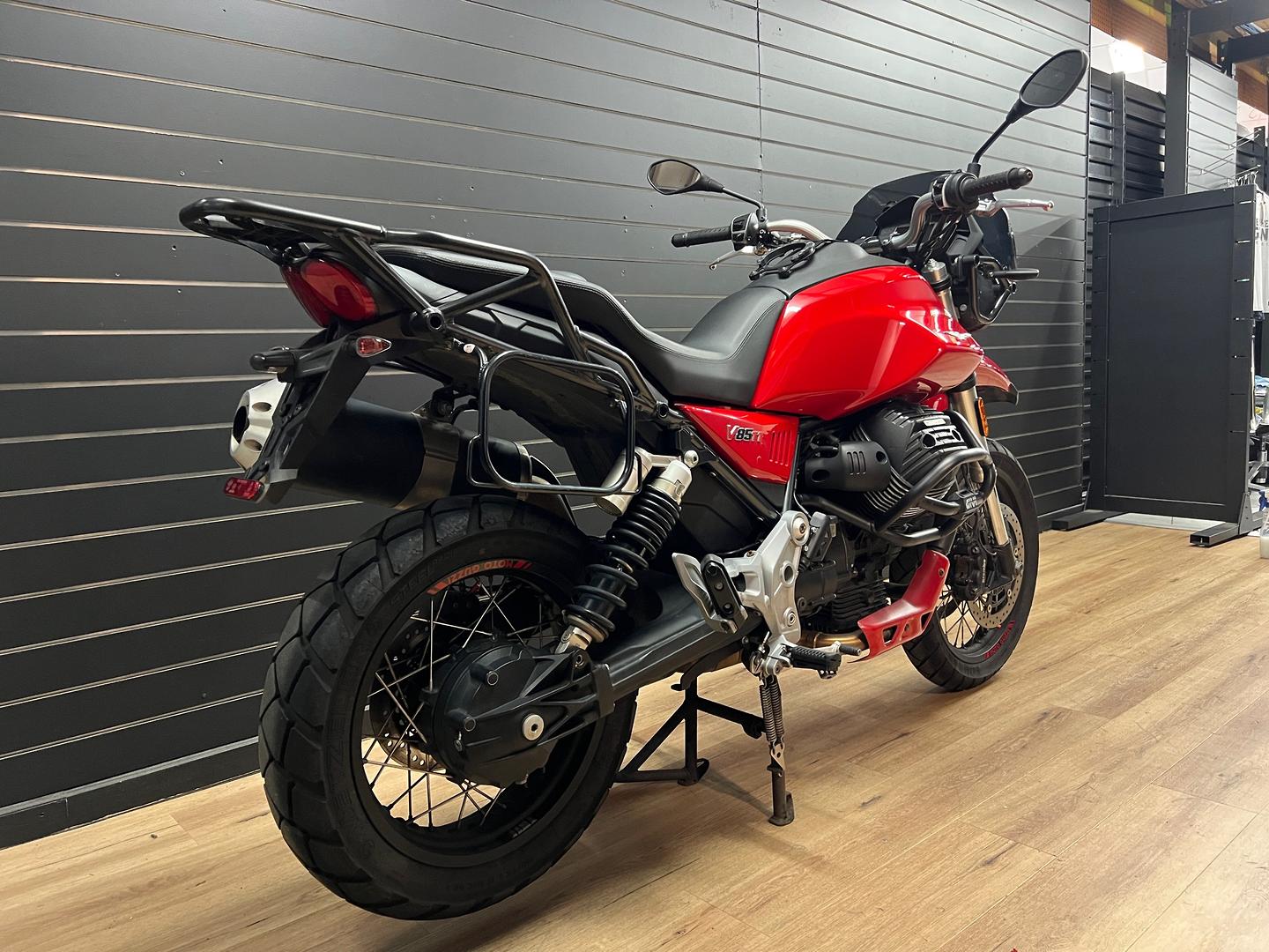 2020 MOTO GUZZI V85 TT DUAL SPORTS