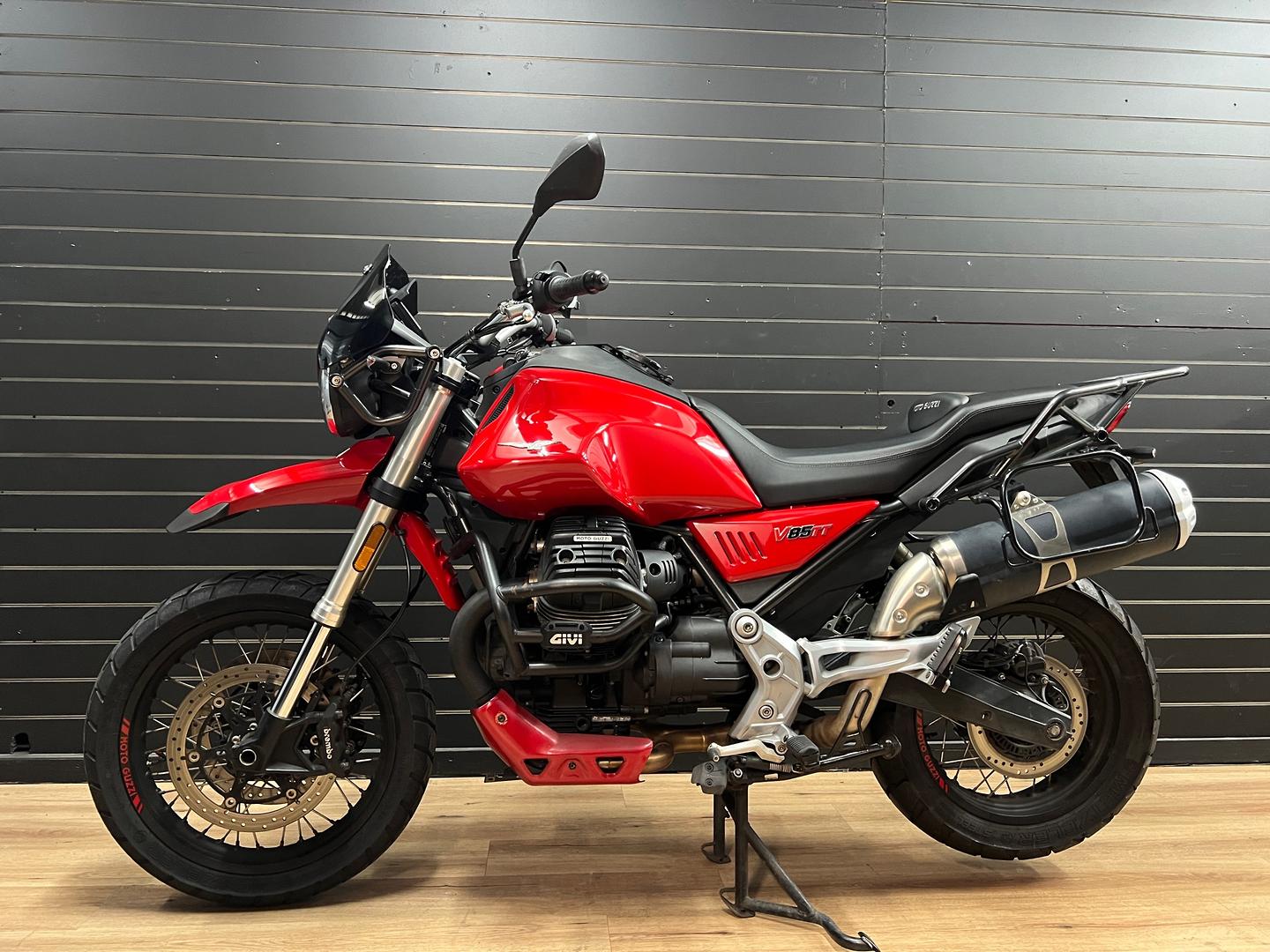 2020 MOTO GUZZI V85 TT DUAL SPORTS