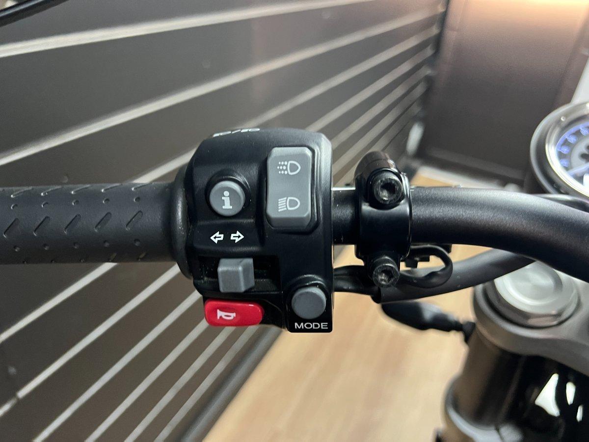 2022 TRIUMPH SPEED TWIN ROAD