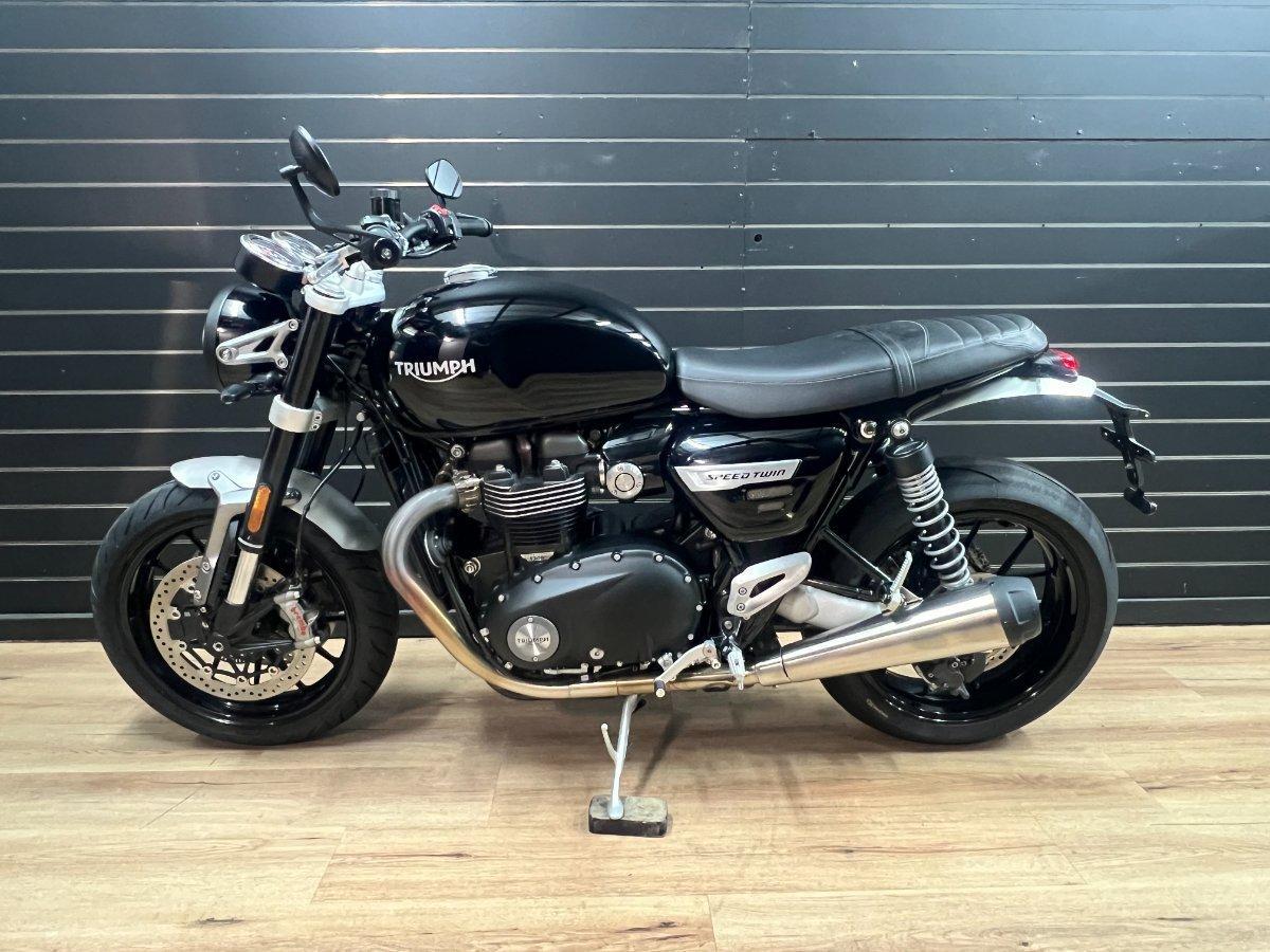 2022 TRIUMPH SPEED TWIN ROAD