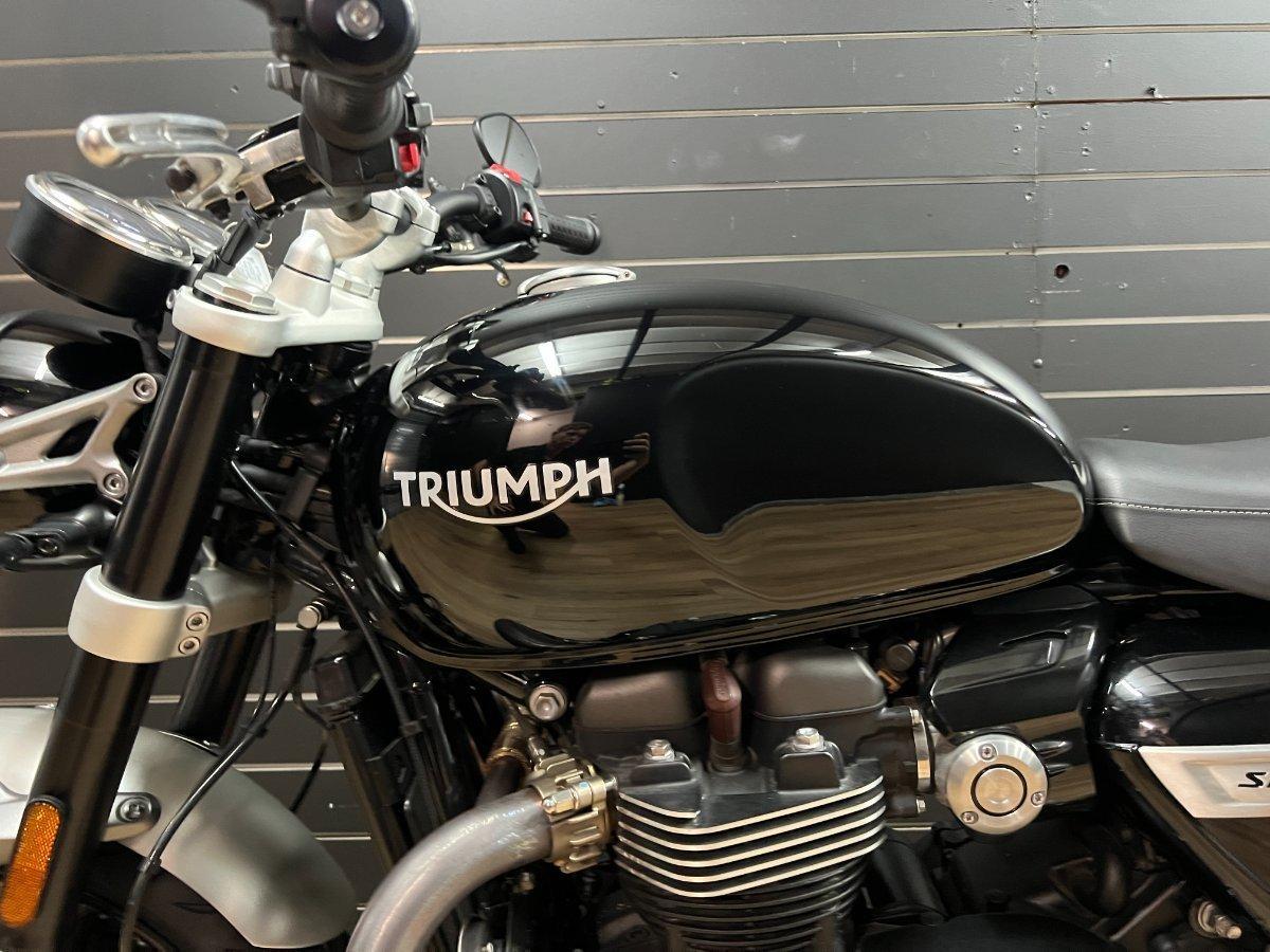 2022 TRIUMPH SPEED TWIN ROAD