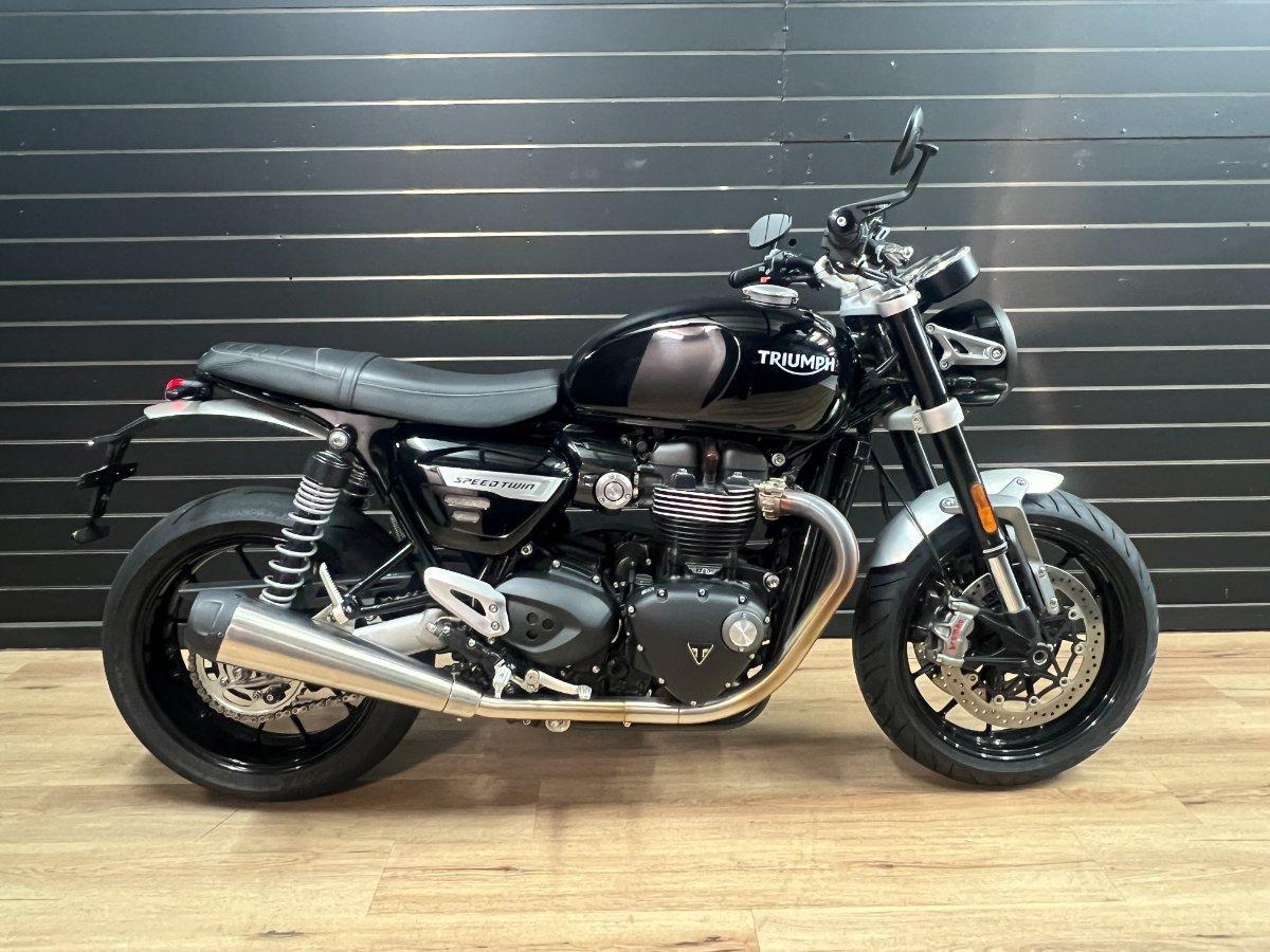 2022 TRIUMPH SPEED TWIN ROAD
