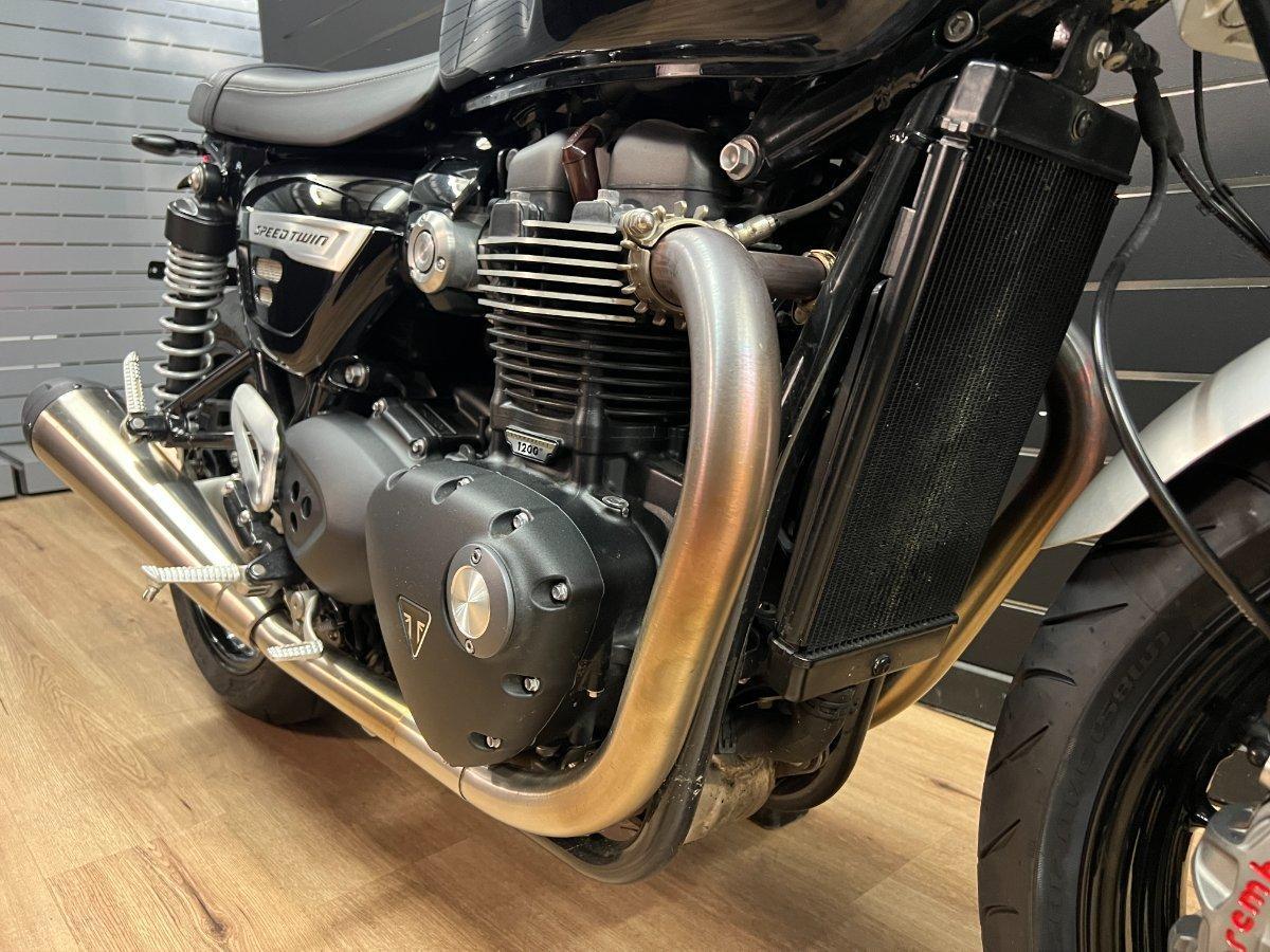 2022 TRIUMPH SPEED TWIN ROAD