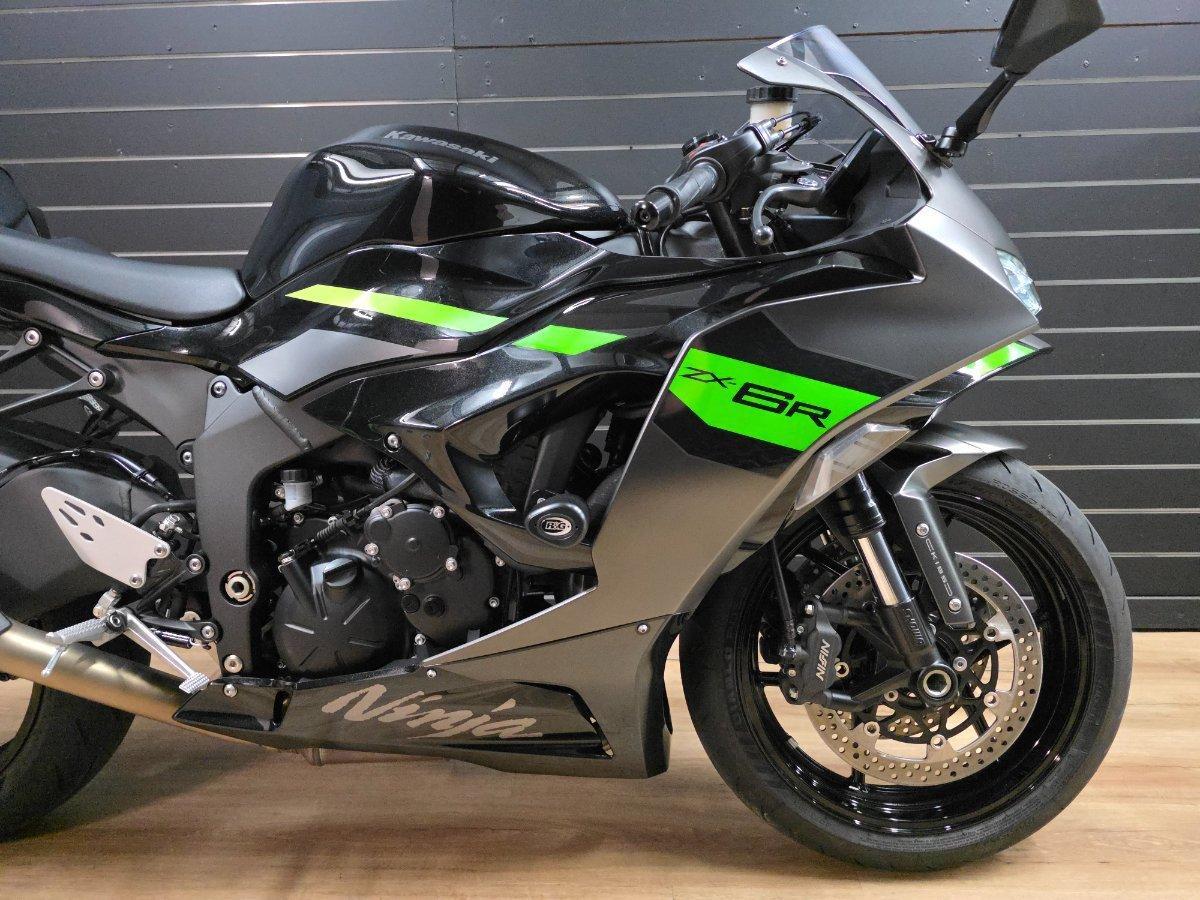2026 KAWASAKI NINJA ZX-6R (636) KRT EDITION SPORTS