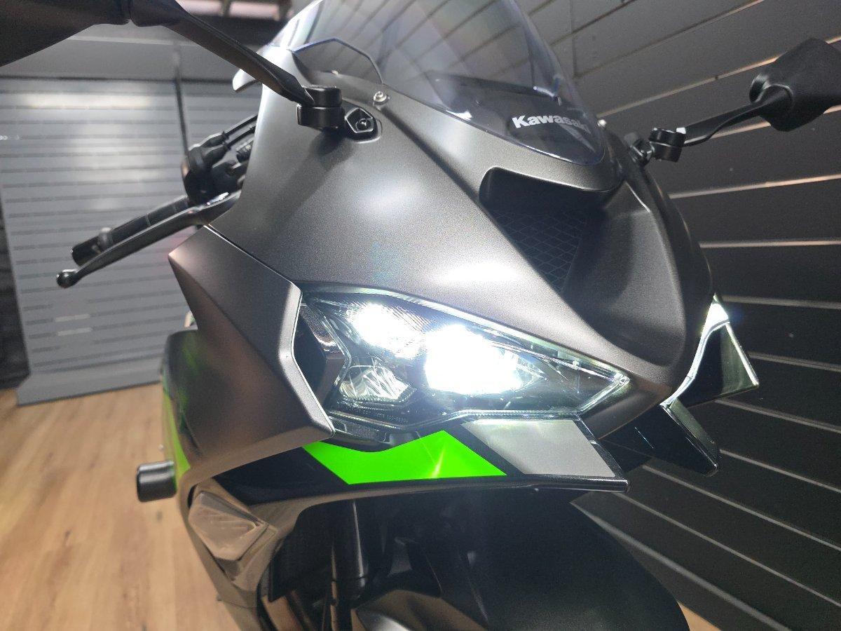 2026 KAWASAKI NINJA ZX-6R (636) KRT EDITION SPORTS