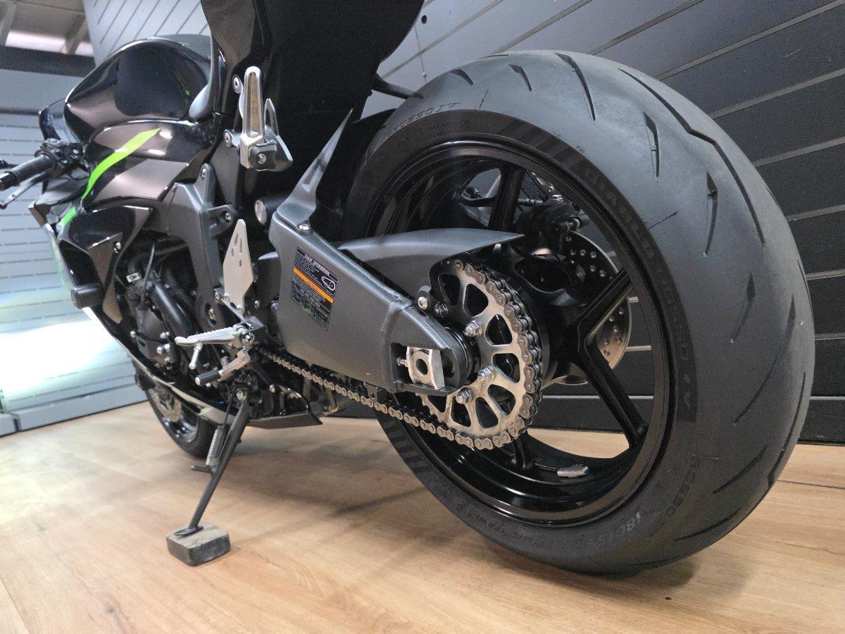 2026 KAWASAKI NINJA ZX-6R (636) KRT EDITION SPORTS