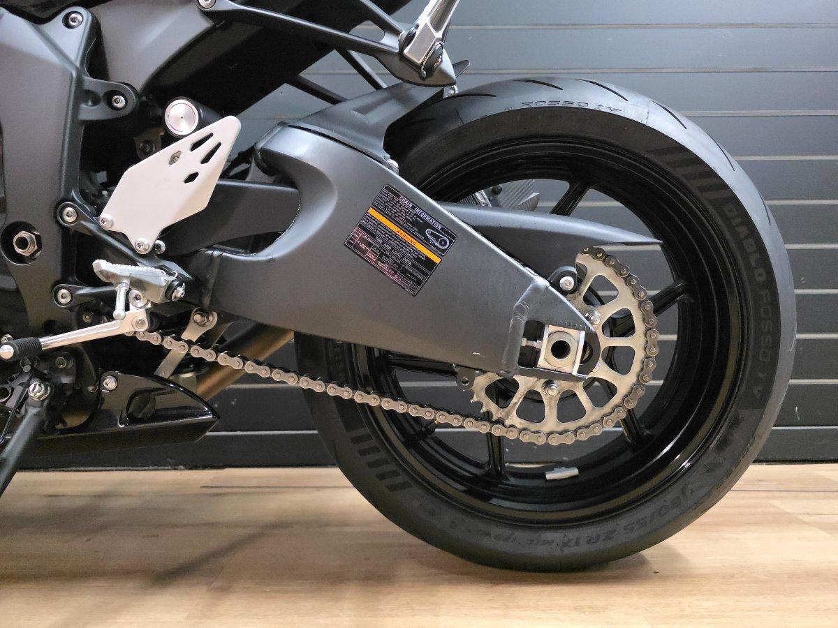 2026 KAWASAKI NINJA ZX-6R (636) KRT EDITION SPORTS