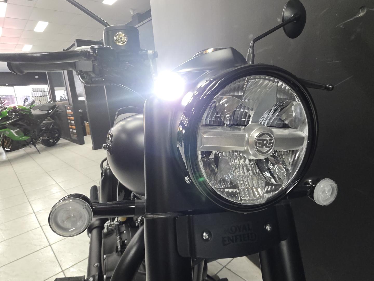 2026 ROYAL ENFIELD CLASSIC 350 SIGNALS ROAD
