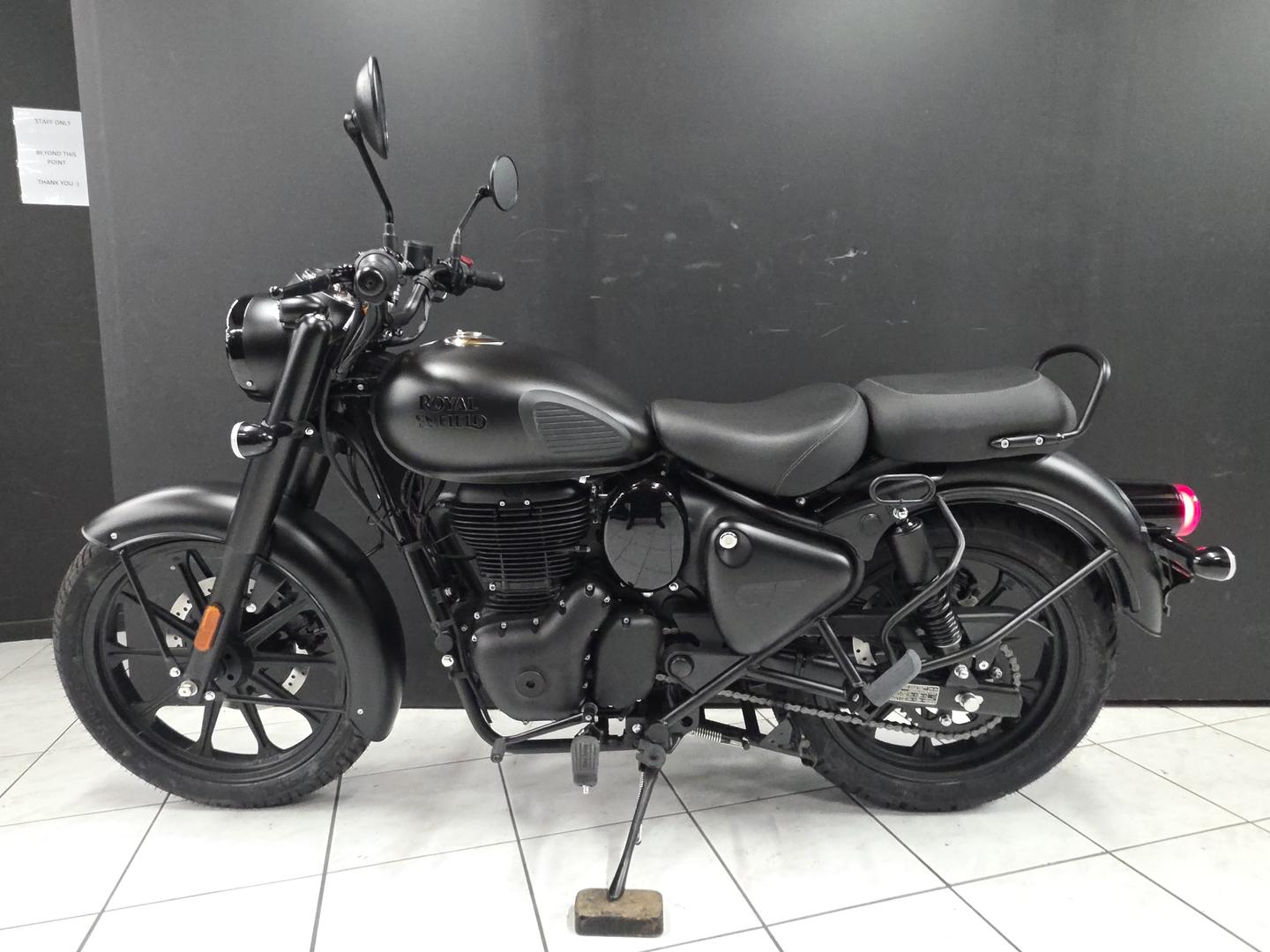 2026 ROYAL ENFIELD CLASSIC 350 SIGNALS ROAD