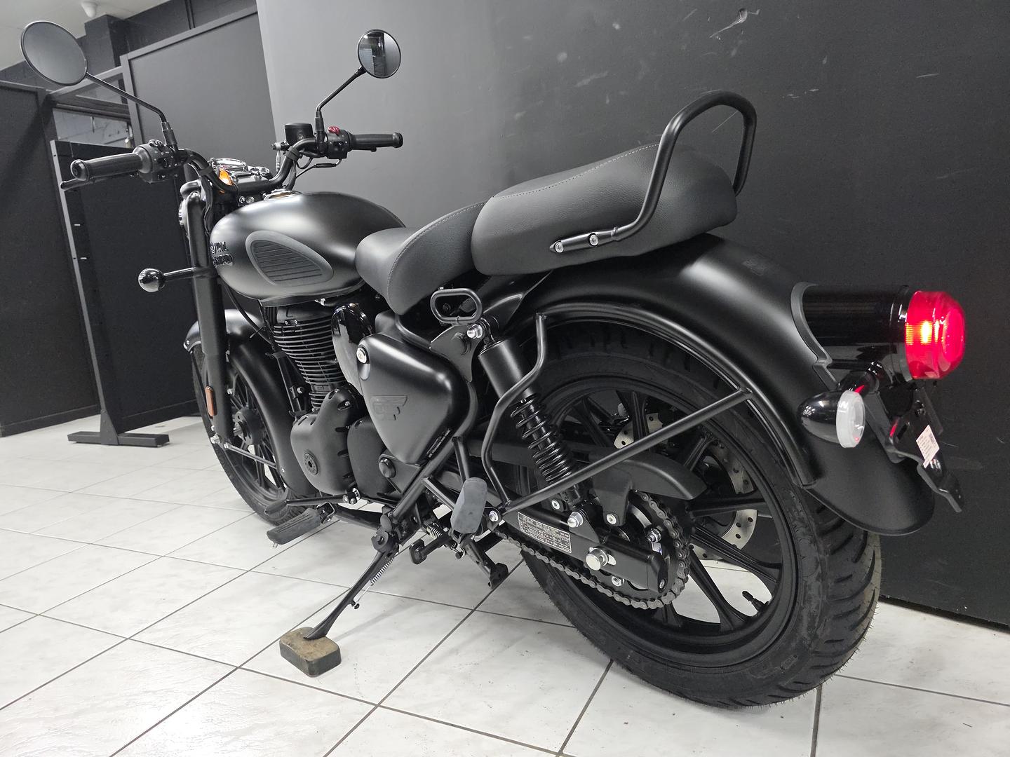 2026 ROYAL ENFIELD CLASSIC 350 SIGNALS ROAD