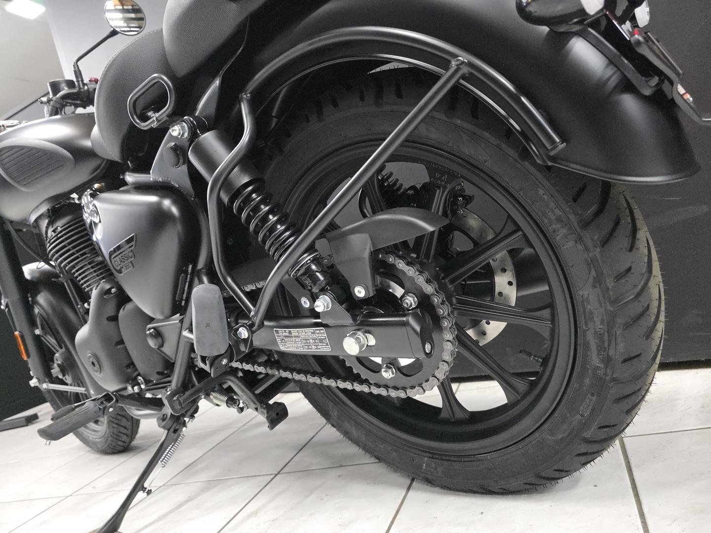 2026 ROYAL ENFIELD CLASSIC 350 SIGNALS ROAD