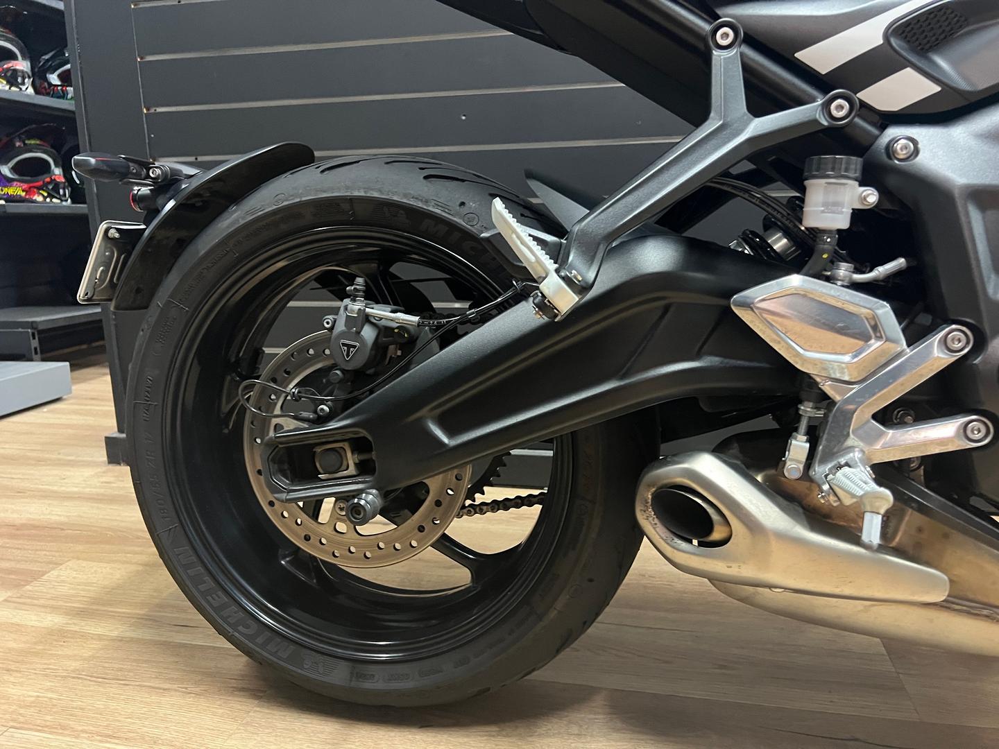 2025 TRIUMPH TRIDENT 660 ROAD