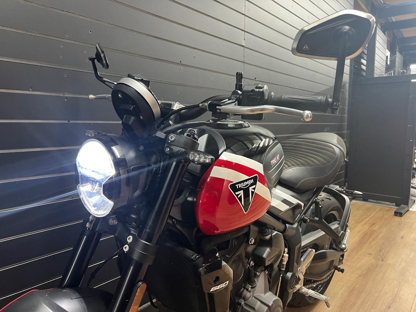 2025 TRIUMPH TRIDENT 660 ROAD