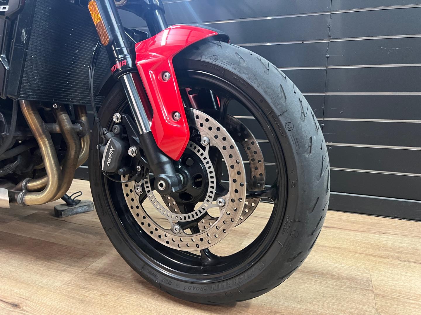 2025 TRIUMPH TRIDENT 660 ROAD