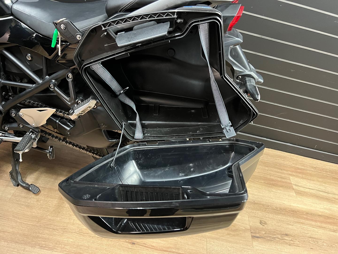 2024 KAWASAKI NINJA H2 SX SPORTS