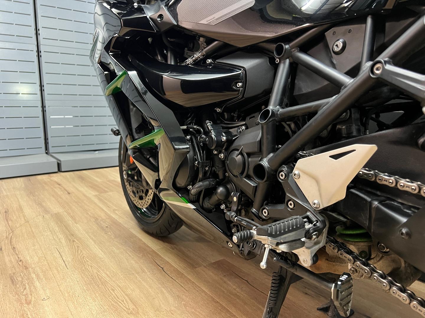 2024 KAWASAKI NINJA H2 SX SPORTS