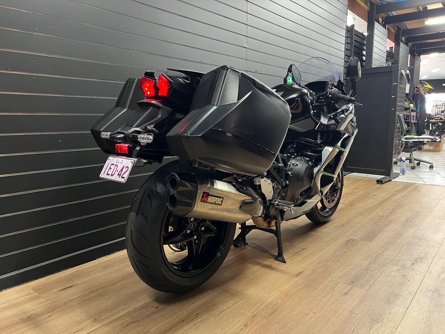 2024 KAWASAKI NINJA H2 SX SPORTS
