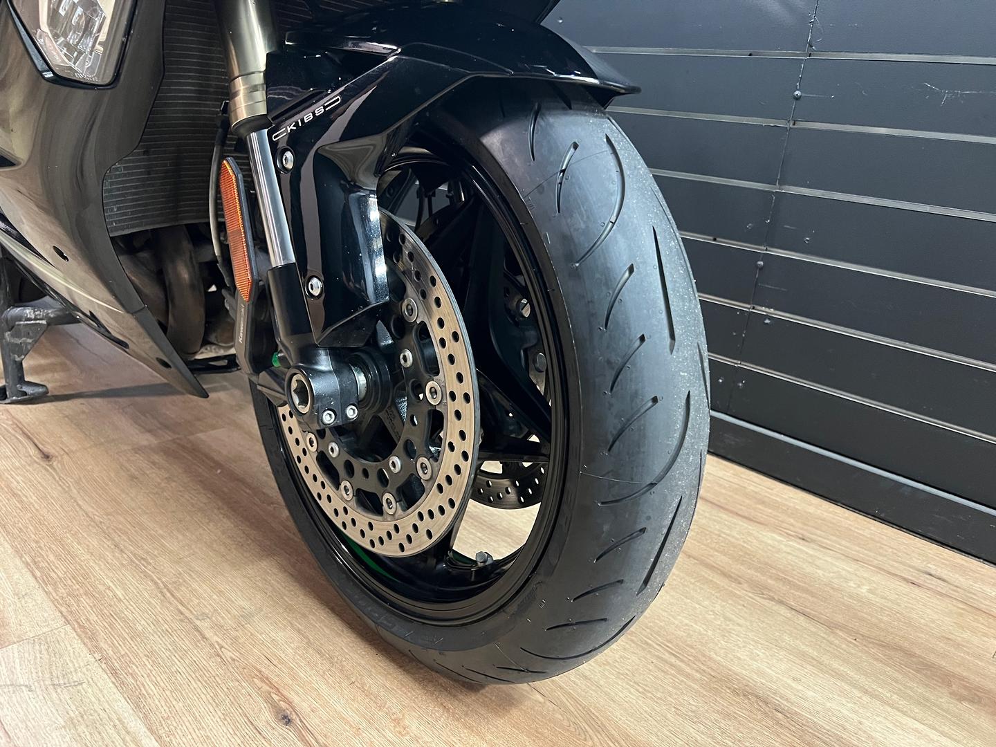 2024 KAWASAKI NINJA H2 SX SPORTS