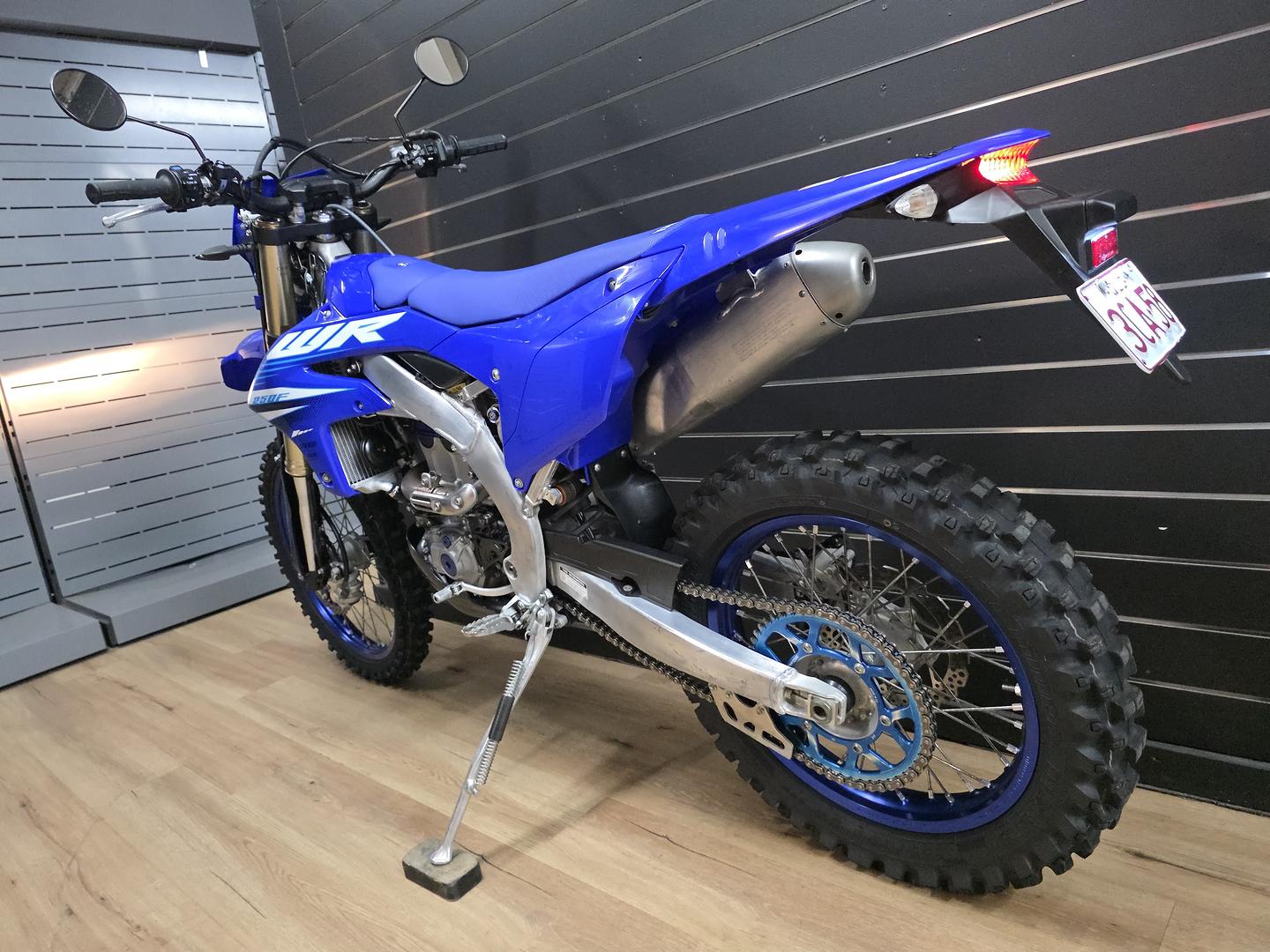 2025 YAMAHA WR250F ENDURO