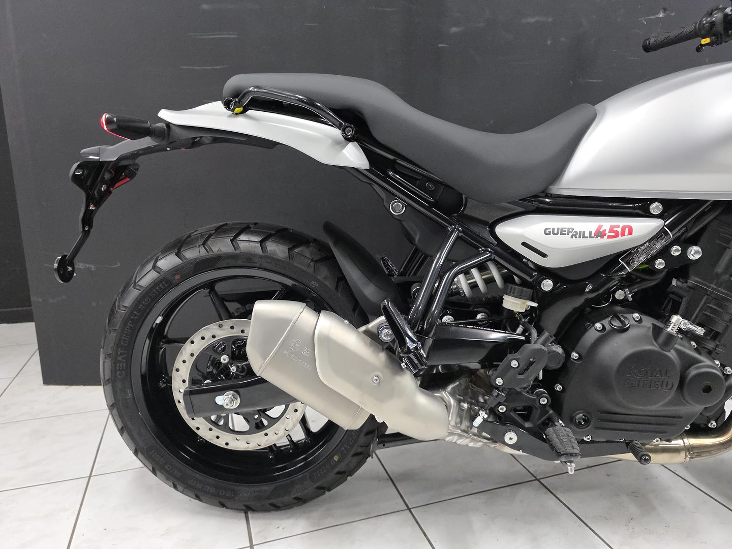 2026 ROYAL ENFIELD GUERILLA 450 ROAD