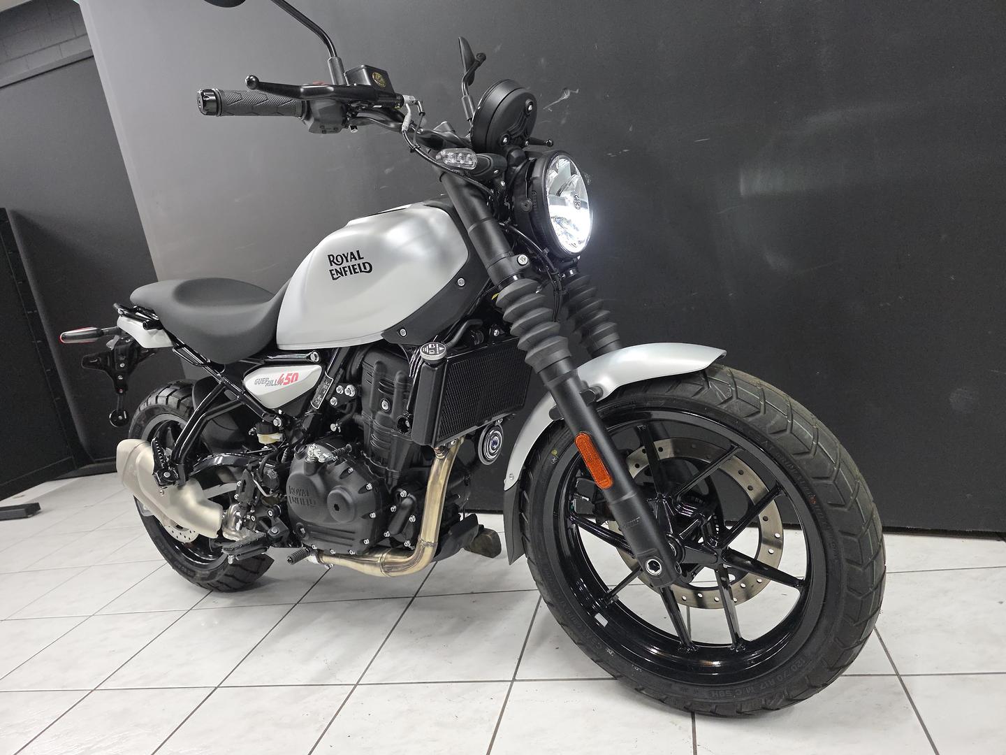 2026 ROYAL ENFIELD GUERILLA 450 ROAD