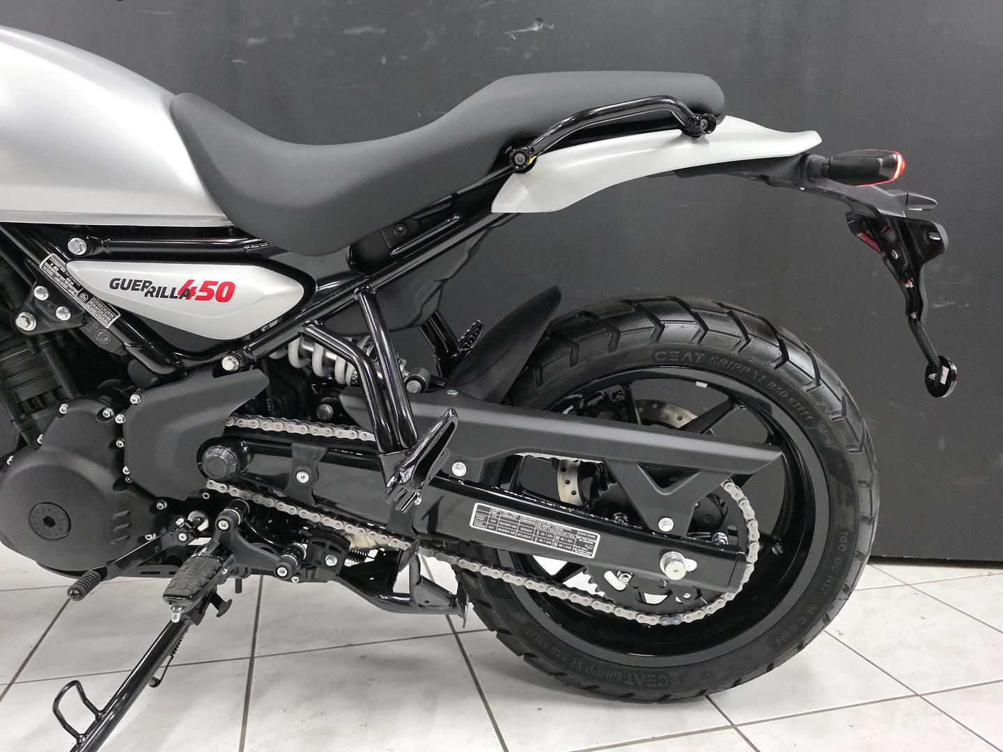 2026 ROYAL ENFIELD GUERILLA 450 ROAD