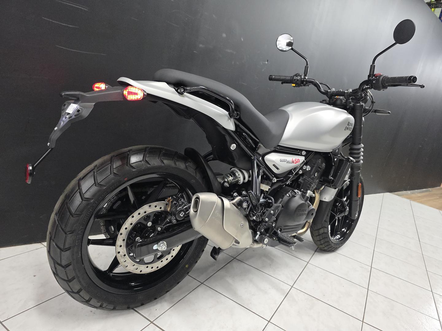 2026 ROYAL ENFIELD GUERILLA 450 ROAD
