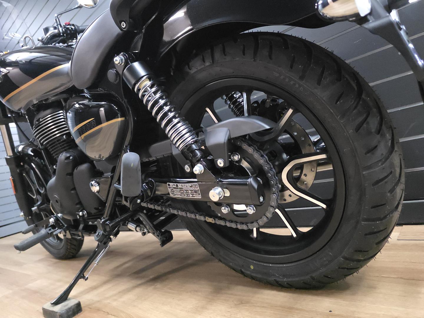 2026 ROYAL ENFIELD METEOR 350 SUPERNOVA ROAD