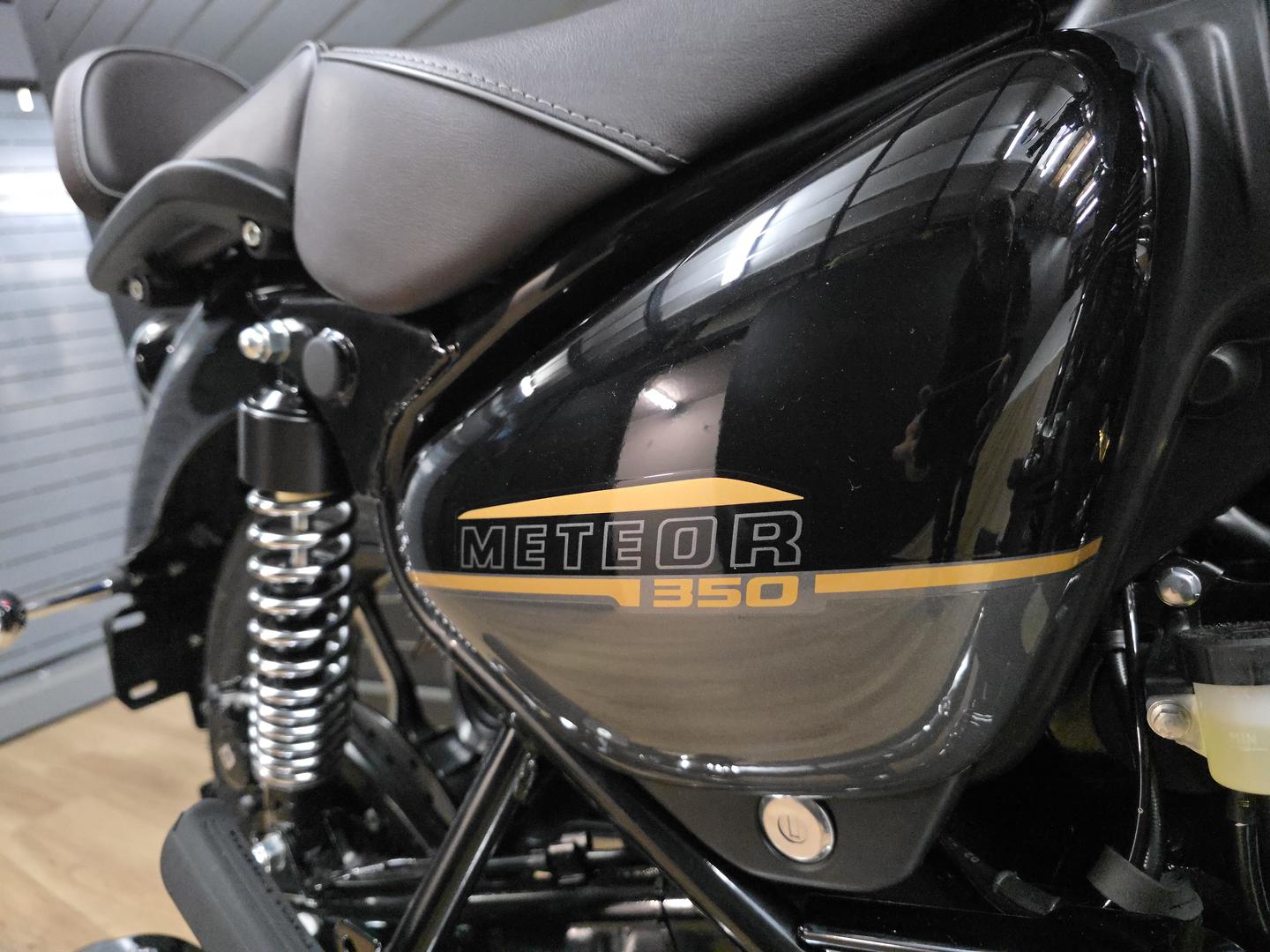 2026 ROYAL ENFIELD METEOR 350 SUPERNOVA ROAD