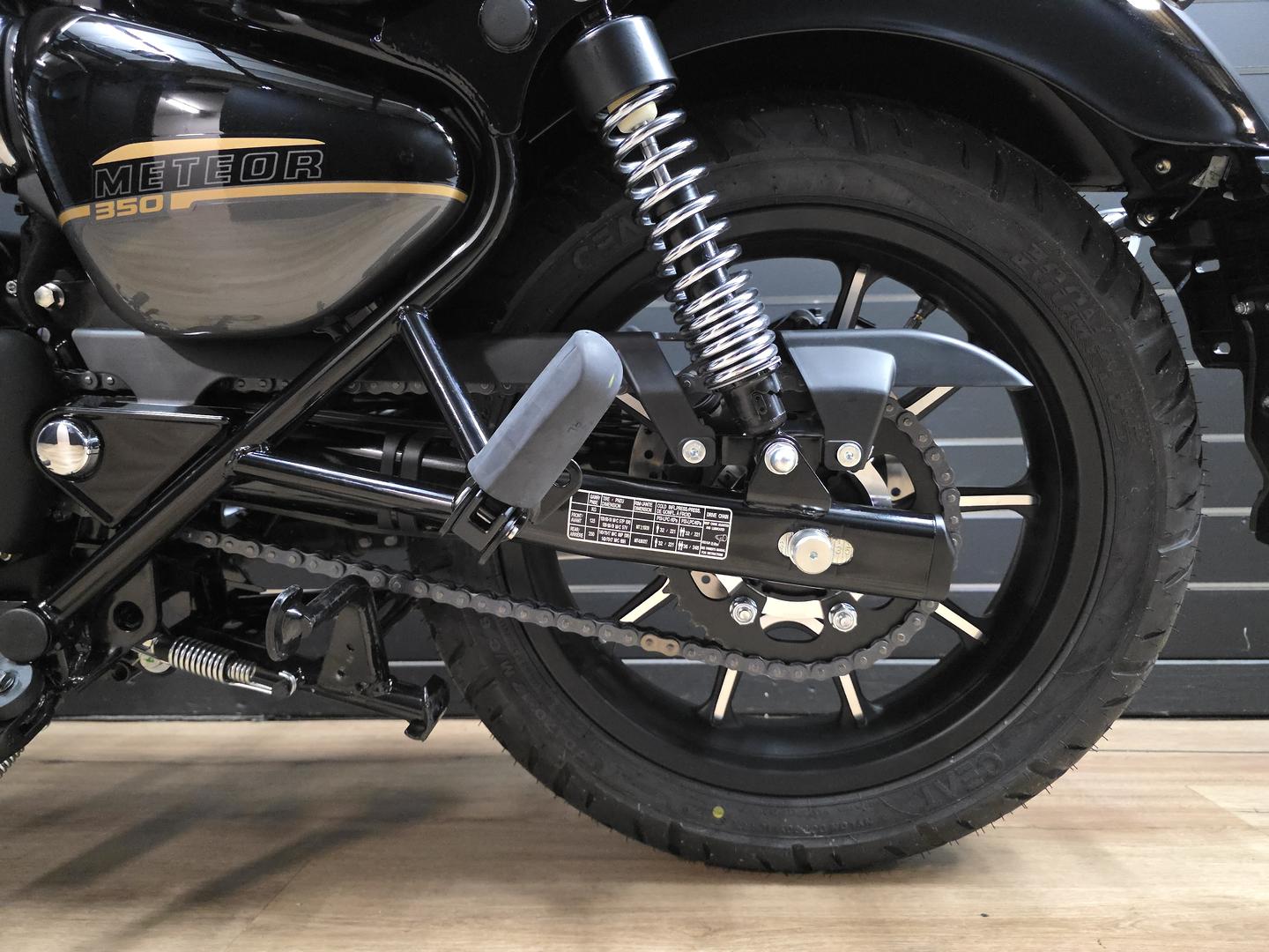 2026 ROYAL ENFIELD METEOR 350 SUPERNOVA ROAD