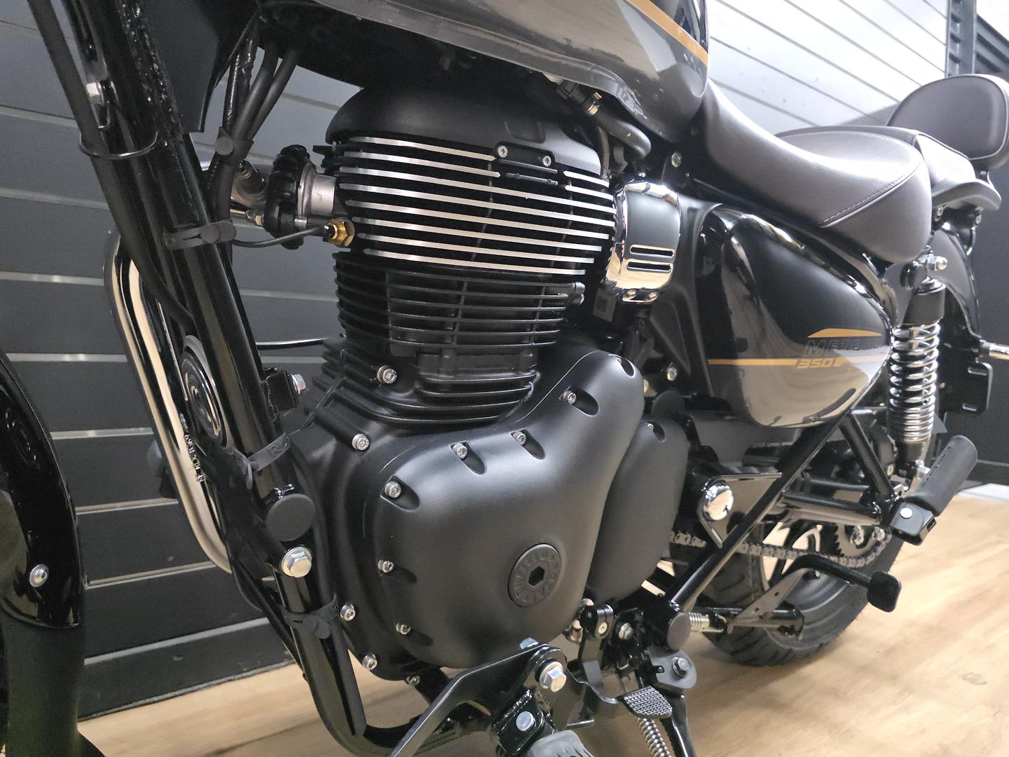 2026 ROYAL ENFIELD METEOR 350 SUPERNOVA ROAD