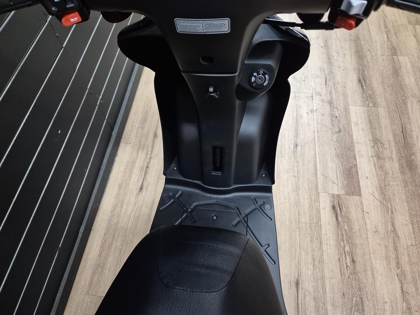 2025 KYMCO AGILITY 50 4T SCOOTER