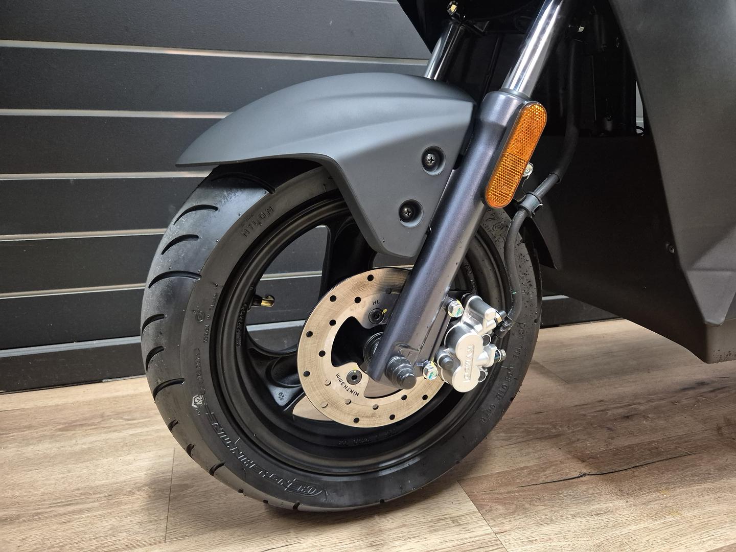 2025 KYMCO AGILITY 50 4T SCOOTER