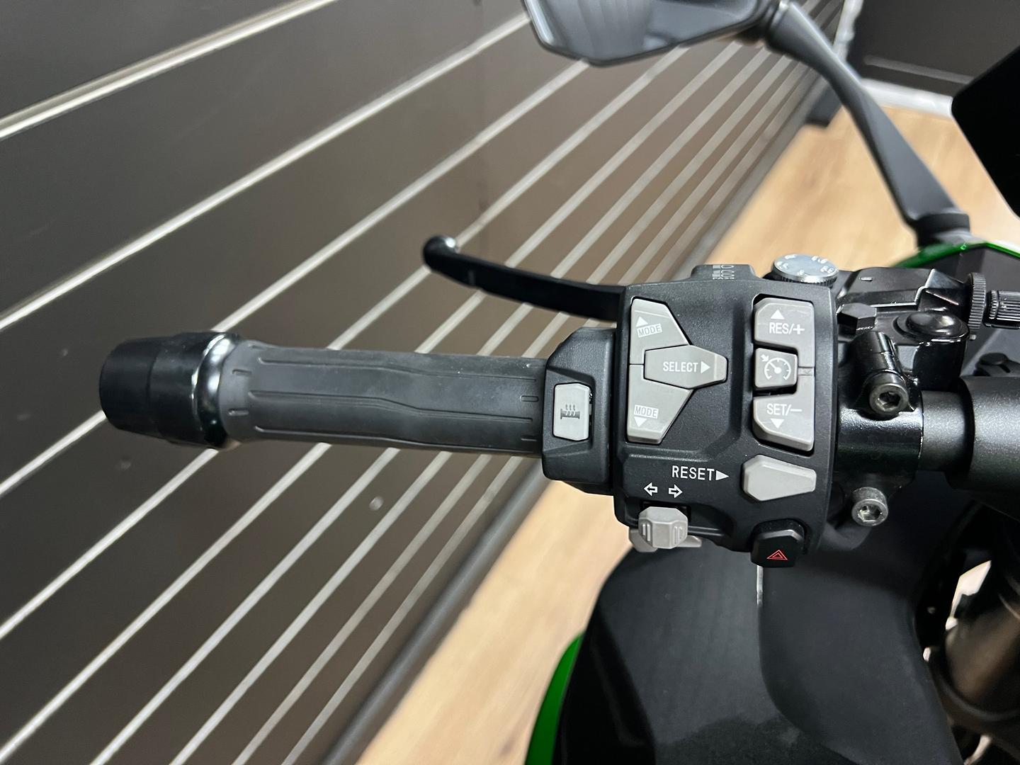 2020 KAWASAKI NINJA 1000SX SPORTS