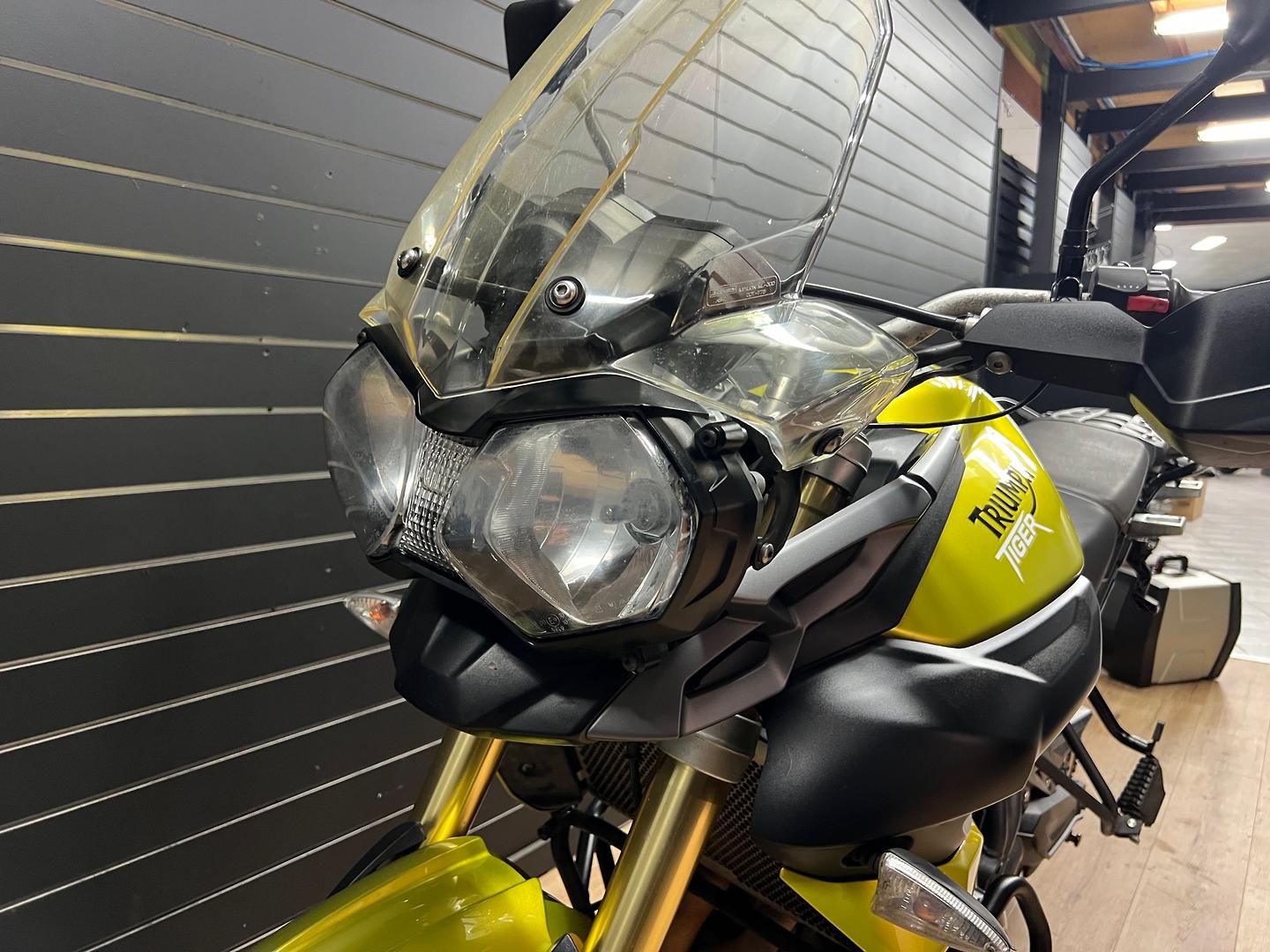 2012 TRIUMPH TIGER 800 DUAL SPORTS